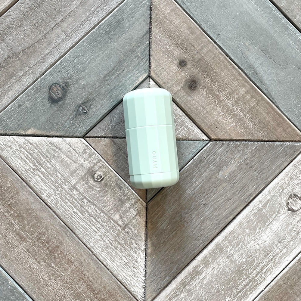 Myro deodorant case